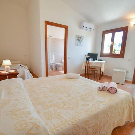 Agriturismo Sardo Vila Campavaglio Exterior foto