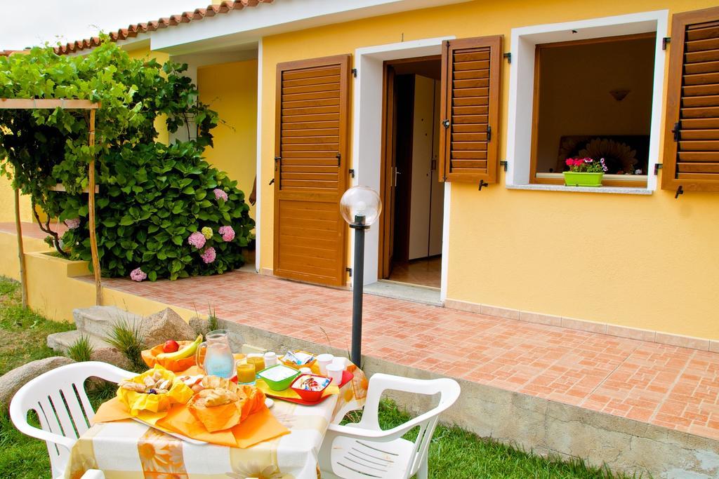 Agriturismo Sardo Vila Campavaglio Exterior foto