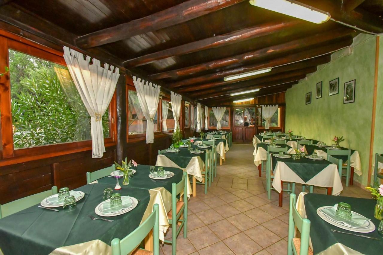 Agriturismo Sardo Vila Campavaglio Exterior foto